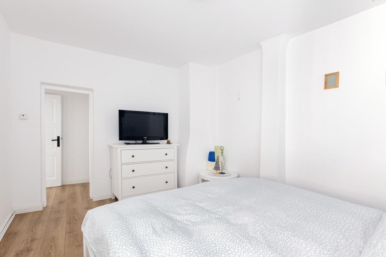Apartament Agnes Брашов Екстериор снимка