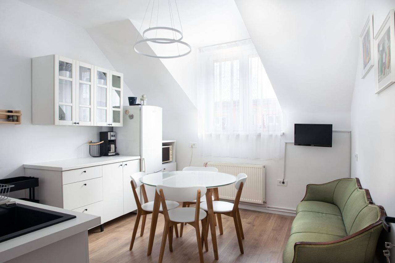 Apartament Agnes Брашов Екстериор снимка